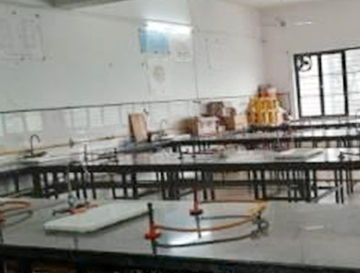 College Chemistry Lab